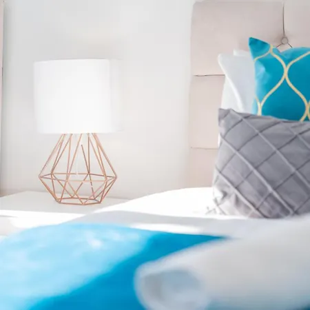 Stylish Centre - 2 Bed - Secure Parking - 5ac Apartmán *